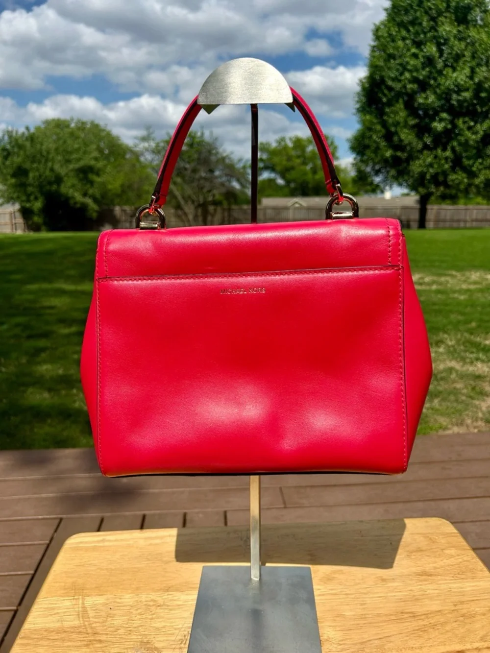 Michael Kors Ultra Pink Ava Satchel EUC - Picture 2 of 16